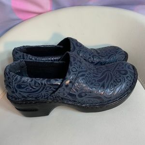 BOC Peggy Clogs